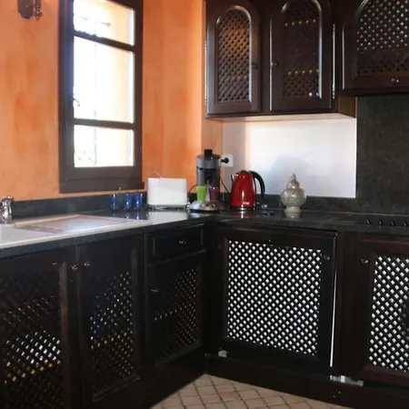 Ifrane, 7 Au Village Naturiste Couple Only Hotel typu riad Agde