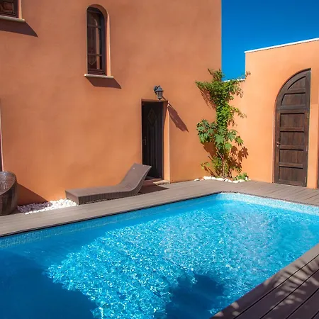 Ifrane, 7 Au Village Naturiste Couple Only